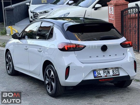 Bom Auto'2025 8.000KM CAM TAVAN MASRAFSİZ ...!!!