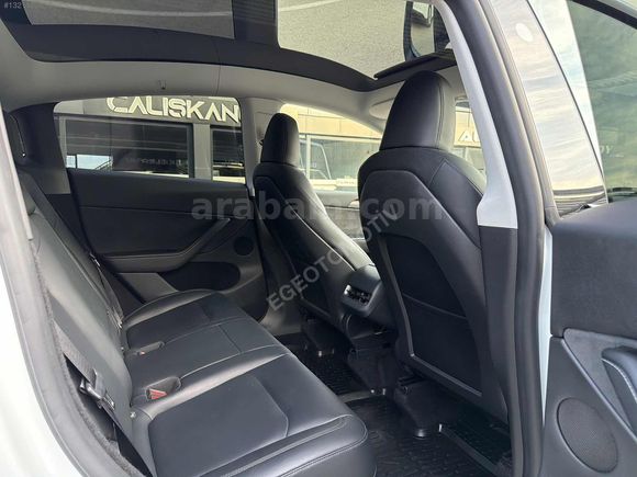 BOYASIZ HATASIZ 2025 MODEL Y SEDEFLİ BEYAZ İLK SAHİBİNDEN