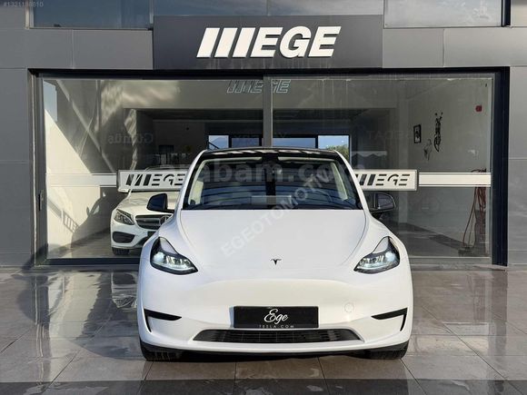 BOYASIZ HATASIZ 2025 MODEL Y SEDEFLİ BEYAZ İLK SAHİBİNDEN