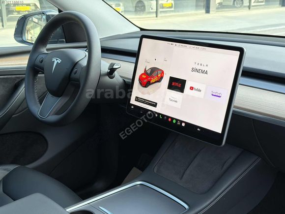BOYASIZ HATASIZ 2025 MODEL Y SEDEFLİ BEYAZ İLK SAHİBİNDEN