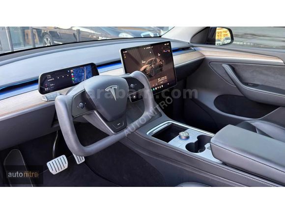AUTO NİTRO 2023 TESLA MODEL Y PERFORMANCE YOKE DİREKSYON