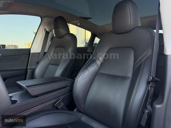 AUTO NİTRO 2023 TESLA MODEL Y PERFORMANCE YOKE DİREKSYON
