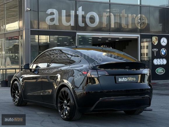 AUTO NİTRO 2023 TESLA MODEL Y PERFORMANCE YOKE DİREKSYON