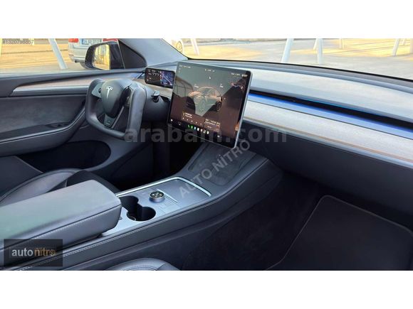 AUTO NİTRO 2023 TESLA MODEL Y PERFORMANCE YOKE DİREKSYON
