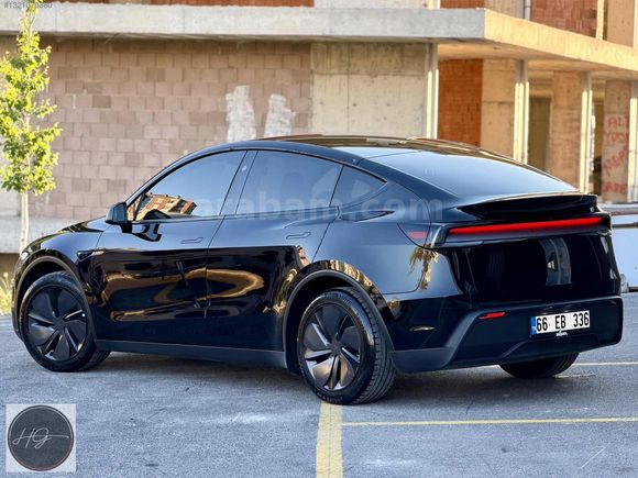 HG Car's - TESLA MODEL Y PREMIUM JUNIPER