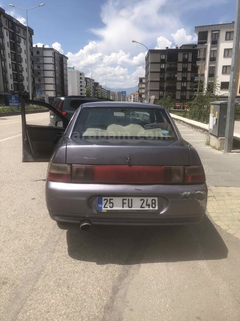 Sahibinden Lada Vega 1.5 2001 Model 7