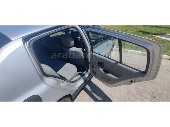 Sahibinden Renault Clio 1.5 dCi Alize 2006 Model  190.000 km Gri