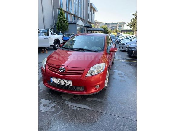 Sahibinden Toyota Auris 1.4 D-4D Comfort Extra 2011 Model 