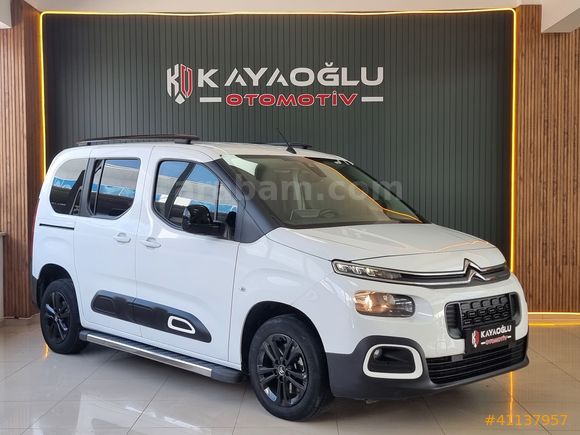 2022 CITROEN BERLİNGO 1.5 FEEL STİL MANUEL HATASIZ BOYASIZ..