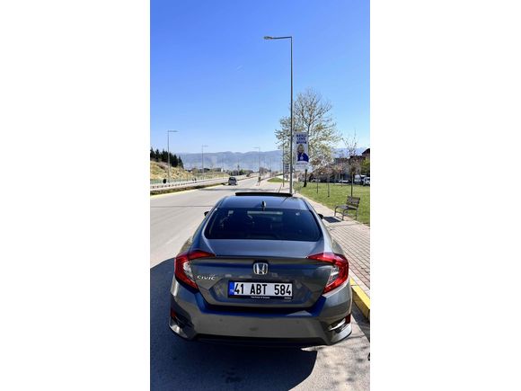 Sahibinden Honda Civic 1.6i VTEC Eco Executive 2018 Model 