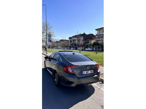 Sahibinden Honda Civic 1.6i VTEC Eco Executive 2018 Model 