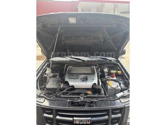 Sahibinden Isuzu D-Max 2.5 4x2 2011 Model 