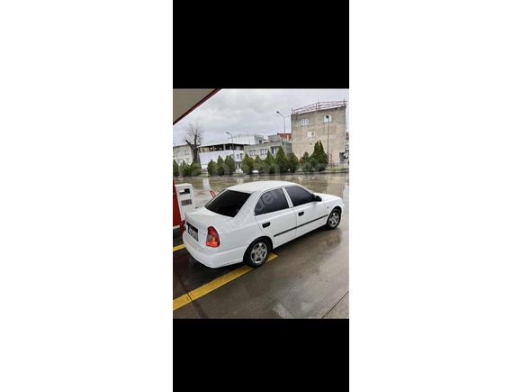 Sahibinden Hyundai Accent 1.3 LX 2000 Model