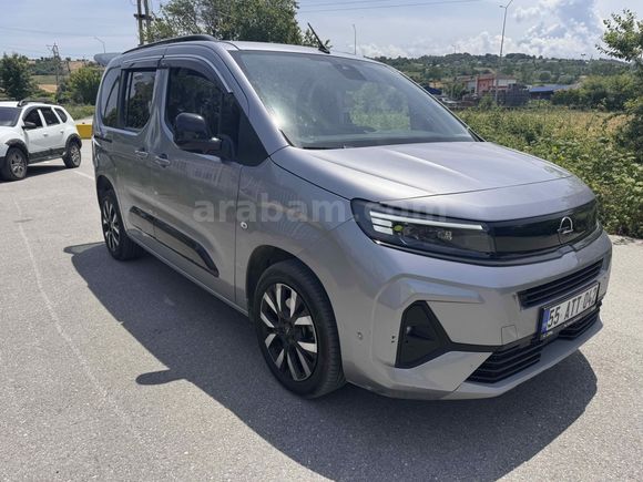 Sahibinden Opel Combo 1.5 CDTI Ultimate 2024 Model  35.600 km Gri (Gümüş)