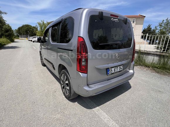 Sahibinden Opel Combo 1.5 CDTI Ultimate 2024 Model  35.600 km Gri (Gümüş)