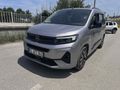 Sahibinden Opel Combo 1.5 CDTI Ultimate 2024 Model  35.600 km Gri (Gümüş)