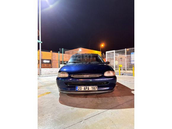Sahibinden Ford Escort 1.6 CLX 1996 Model