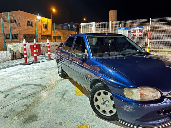 Sahibinden Ford Escort 1.6 CLX 1996 Model