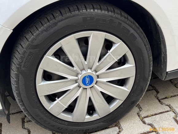 VAROL//2012 FORD FOCUS 1.6 TDCİ TREND X 95 HP BAKIMLI