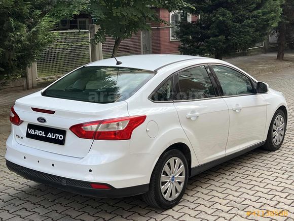 VAROL//2012 FORD FOCUS 1.6 TDCİ TREND X 95 HP BAKIMLI