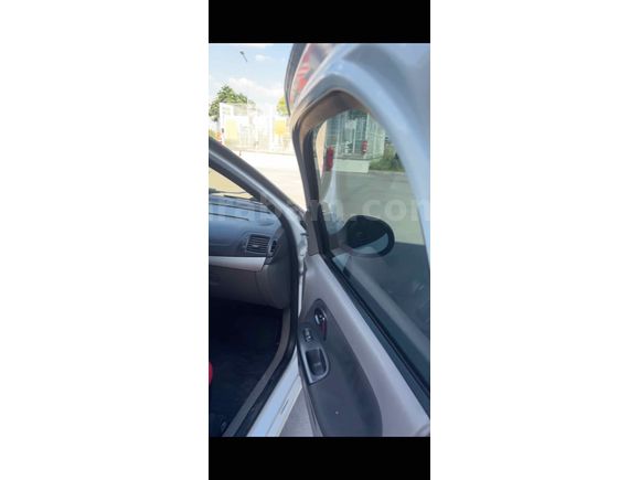 Sahibinden Renault Symbol 1.2 Expression 2012 Model Diyarbakır 156.000 km Beyaz