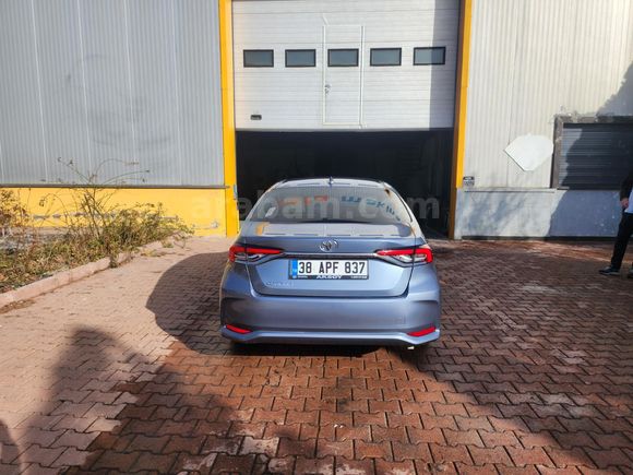 Sahibinden Toyota Corolla 1.5 Flame X-Pack 2021 Model