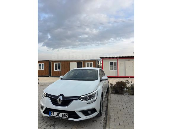 Sahibinden Renault Megane 1.6 Joy 2017 Model  115.000 km Beyaz