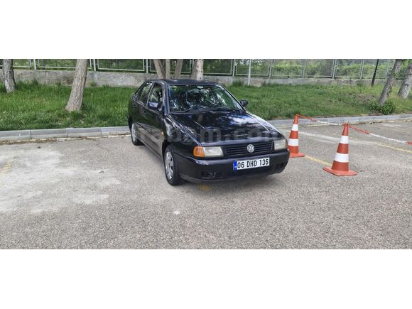 Ankarada Vw Polo 1.6 Classic 100lük  Siyah