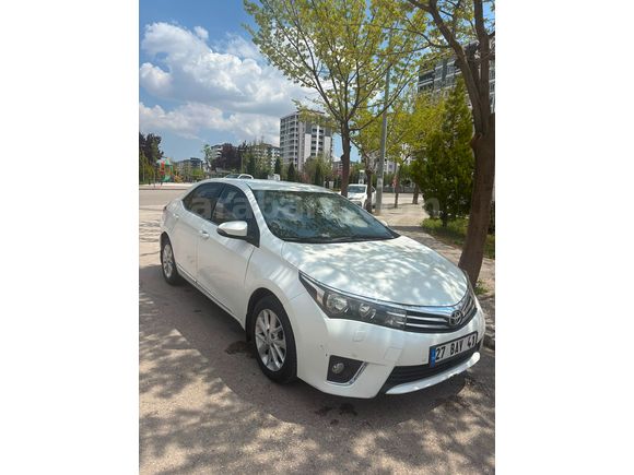 Sahibinden Toyota Corolla 1.6 Premium 2014 Model 