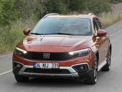 2024 MODEL 30 BİN KM EGEA CROSS LOUNGE OTOMATİK BOYASIZ