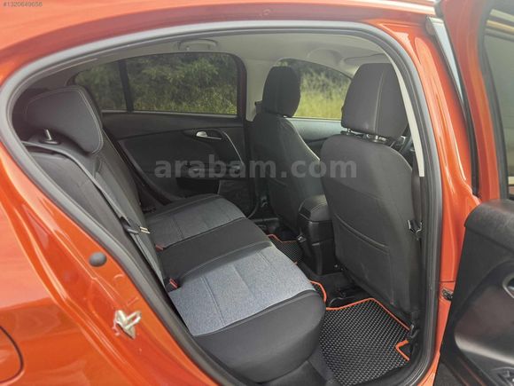 2024 MODEL 30 BİN KM EGEA CROSS LOUNGE OTOMATİK BOYASIZ