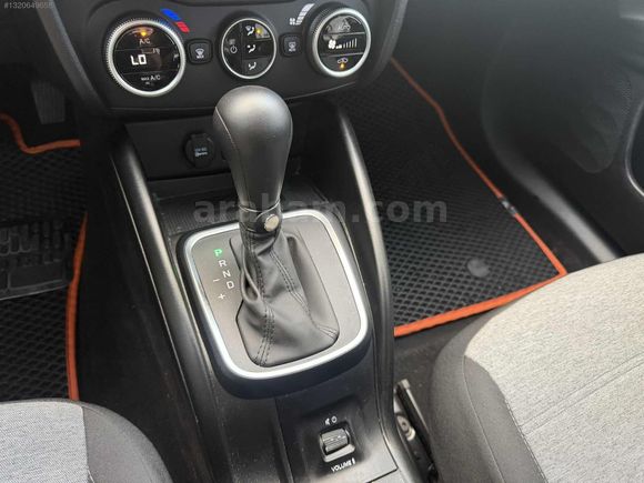 2024 MODEL 30 BİN KM EGEA CROSS LOUNGE OTOMATİK BOYASIZ