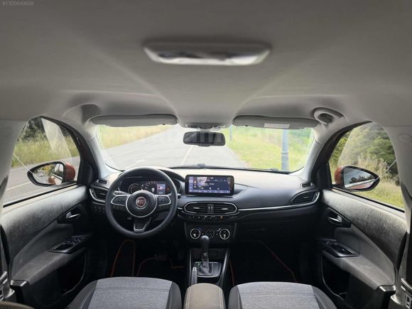 2024 MODEL 30 BİN KM EGEA CROSS LOUNGE OTOMATİK BOYASIZ