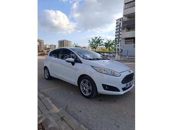 Sahibinden Ford Fiesta 1.5 TDCi Titanium 2014 Model