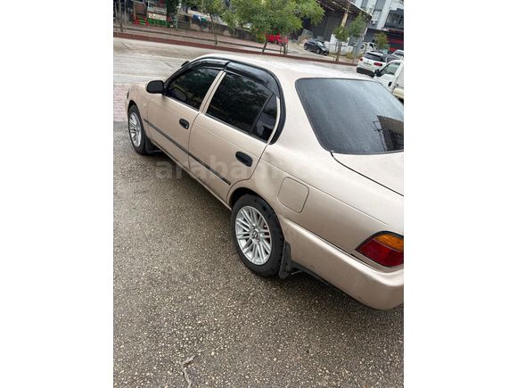 Sahibinden Toyota Corolla 1.3 XE 1997 Model  389.000 km Bej