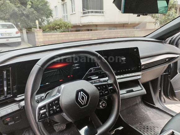 Sahibinden Renault Megane E-Tech Iconic 2024 Model