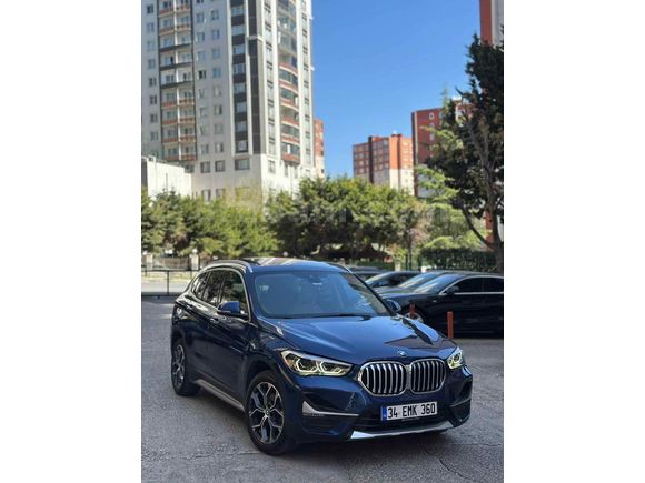 Sahibinden BMW X1 16d sDrive Ultimate Edition X-Line 2021 Model  60.000 km Mavi