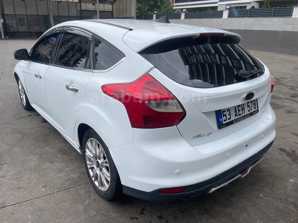 Sahibinden Ford Focus 1.6 Ti-VCT Style 2012 Model 3