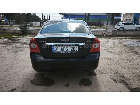 Sahibinden Ford Focus 1.6 TDCi Titanium 2010 Model  203.000 km Siyah
