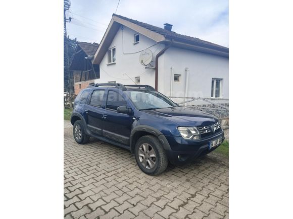 Sahibinden dacia duster 1.5 EcoBlue Titanium 2017 Model  260.000 km otomatik