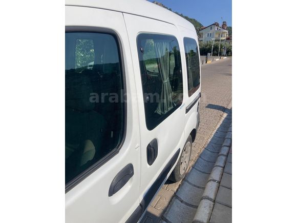 Sahibinden Temiz Renault Kangoo Multix 1.5 dCi Authentique 2006 Model 