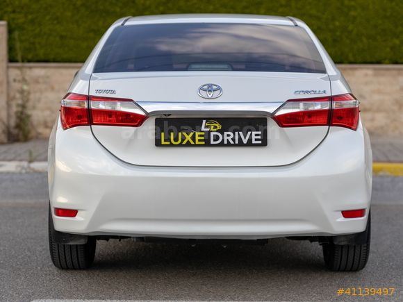 LUXE DRİVEDAN HATASIZ BOYASIZ COROLLA EXTRALI