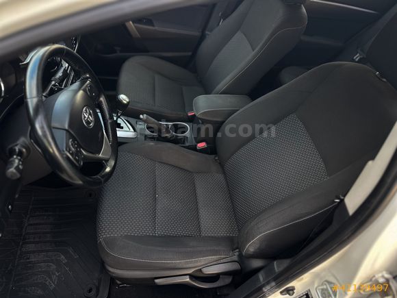LUXE DRİVEDAN HATASIZ BOYASIZ COROLLA EXTRALI