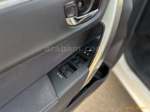 LUXE DRİVEDAN HATASIZ BOYASIZ COROLLA EXTRALI