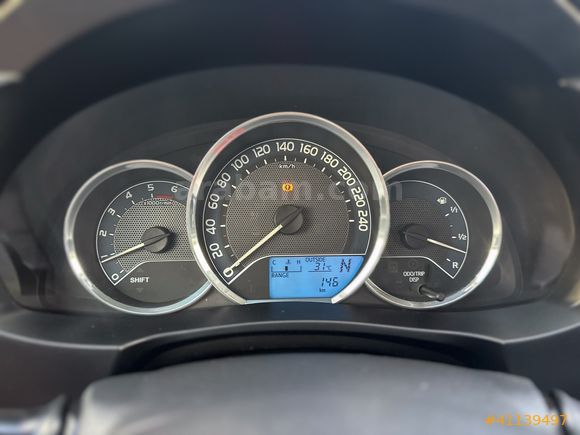 LUXE DRİVEDAN HATASIZ BOYASIZ COROLLA EXTRALI