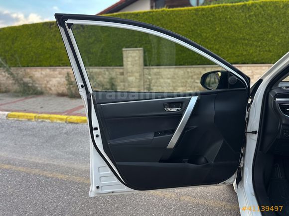 LUXE DRİVEDAN HATASIZ BOYASIZ COROLLA EXTRALI