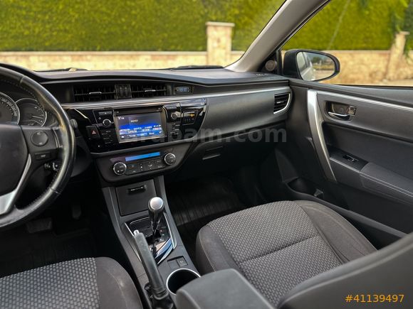 LUXE DRİVEDAN HATASIZ BOYASIZ COROLLA EXTRALI
