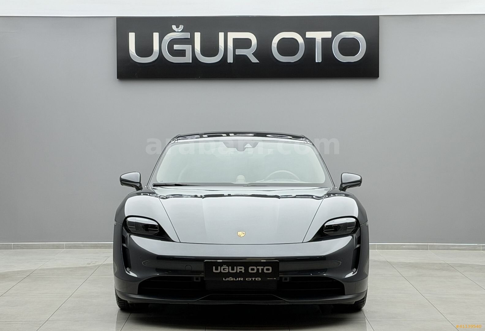 Galeriden Porsche Taycan Elektrik 4S Performance Plus 2021 Model İzmir 19.000 km Gri 2