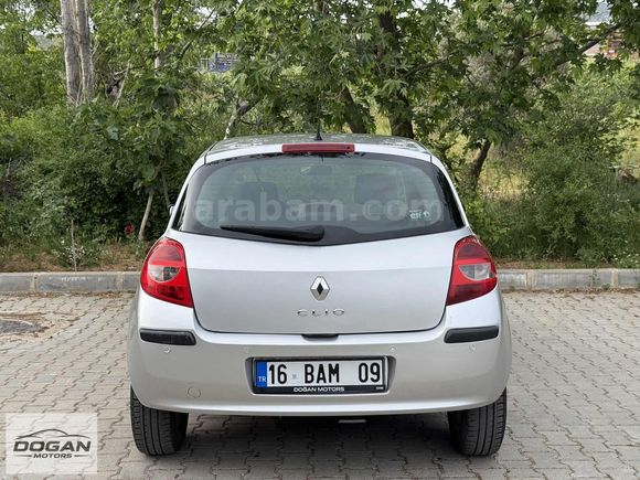 RENAULT CLİO 1.2 OTOMOTİK