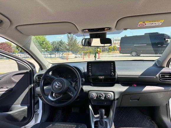 Toyota Yaris 1.5 Dream X-Pack Multidrive S 2022 Model 